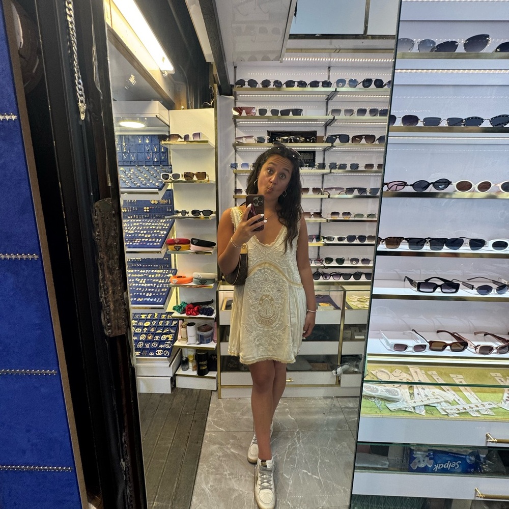 Meet your Posher, Talia